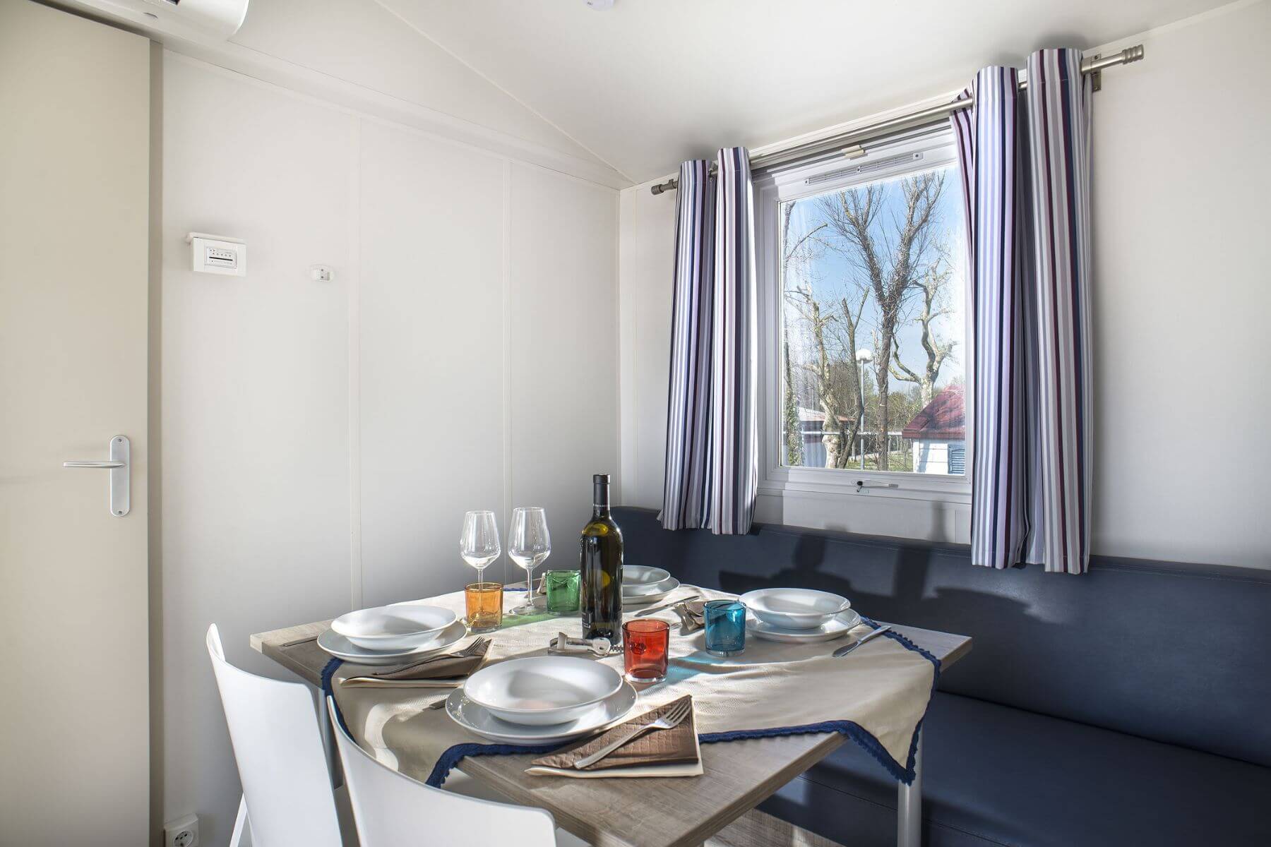 Mobilehome_Superior_Beach_pranzo_con_vista_Villaggio_San_Francesco Mobilehome_Superior_Beach_pranzo_con_vista_Villaggio_San_Francesco